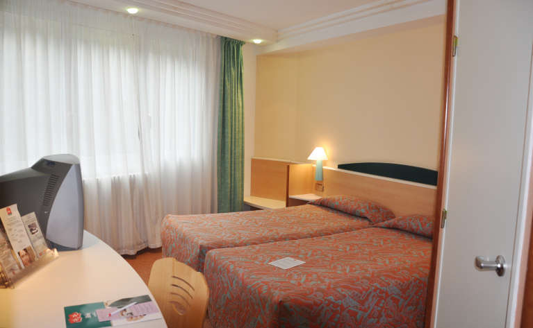 Hotel Tropical Les Escaldes المظهر الخارجي الصورة